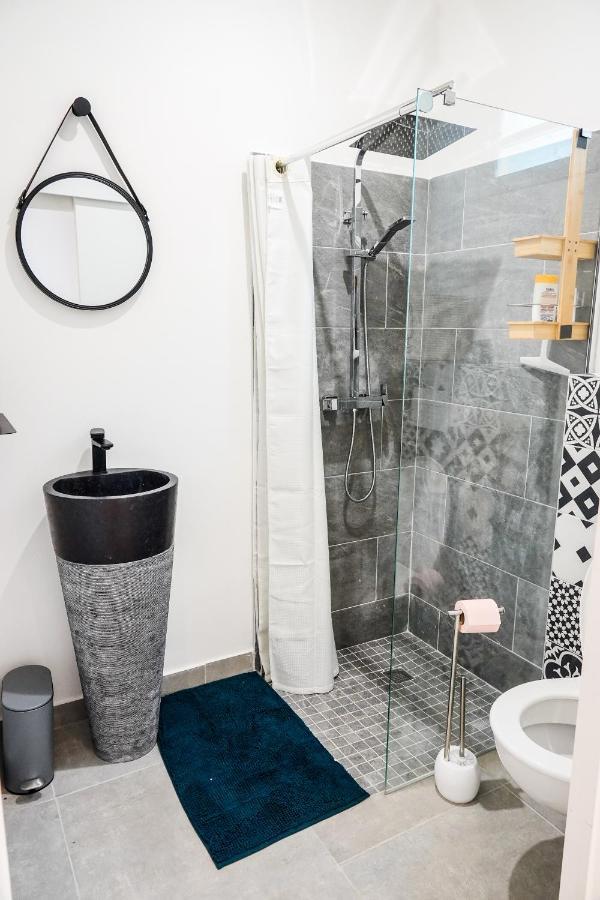 Le Sunset, Magnifique Studio Pieds Dans L'Eau, L'Ermitage Les Bains Filaos Exterior photo